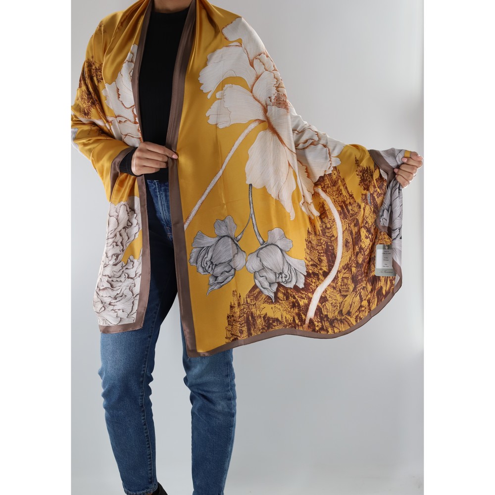 Floral print scarf